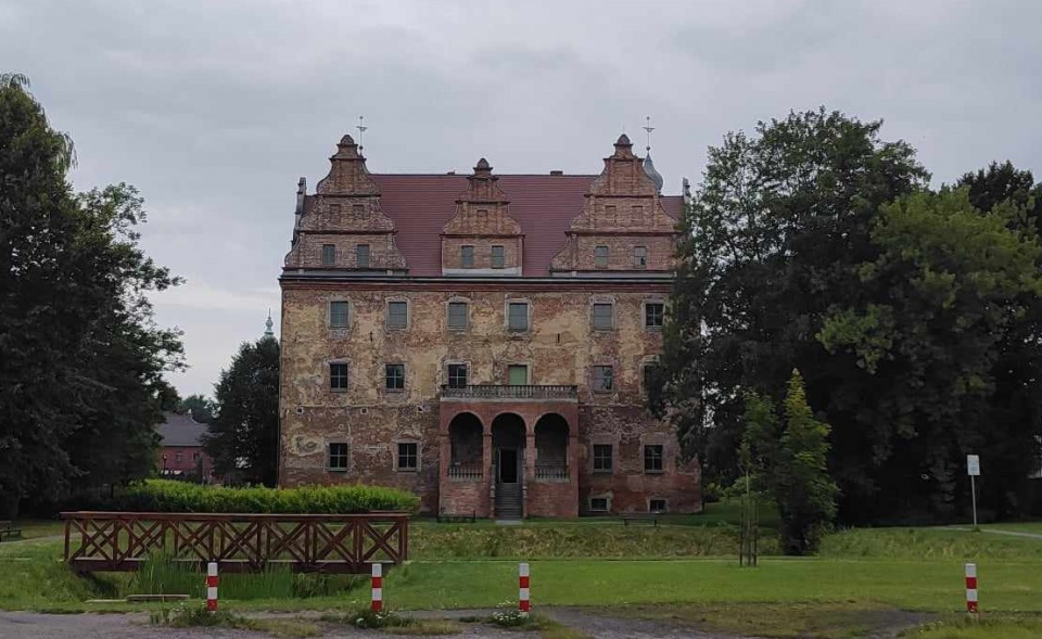 Pałac w Polskiej Cerekwi - [fot: Grzegorz Frankowski]