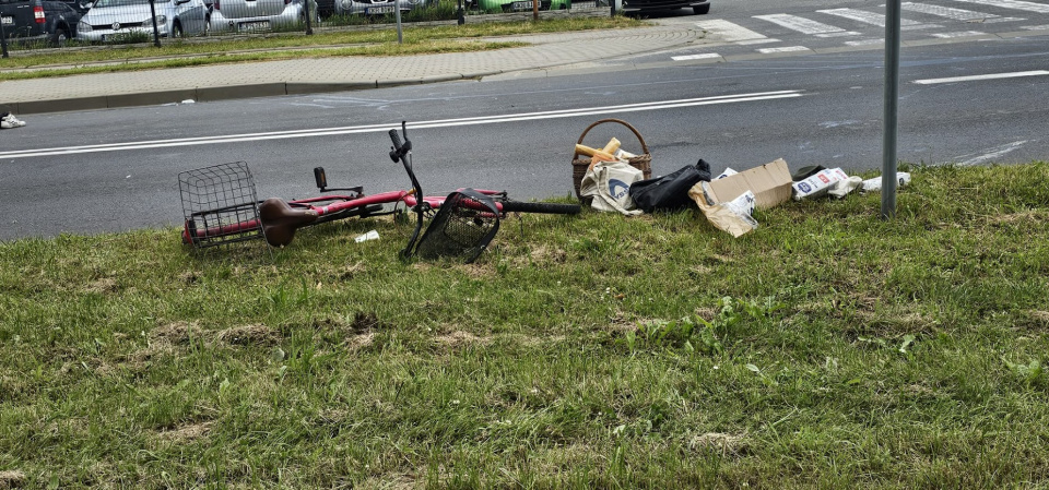 Potrącenie rowerzysty w Krapkowicach [fot. Mario]