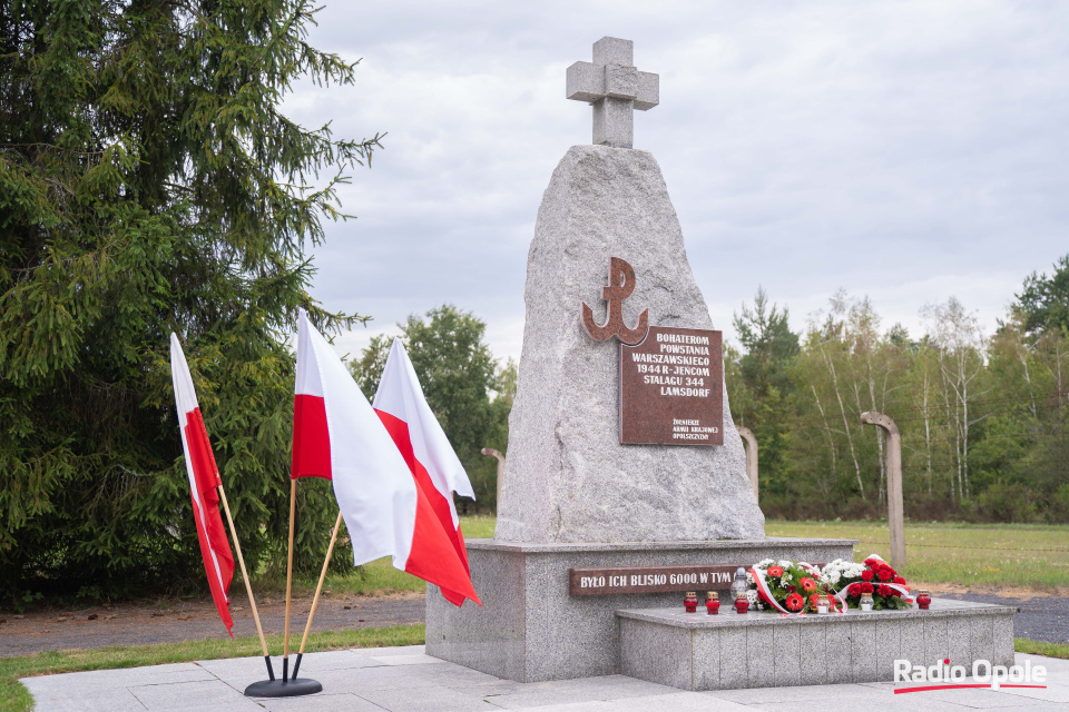 Obchody 80. rocznicy wybuchu powstania warszawskiego w Łambinowicach [fot. Jędrzej Łuczak]