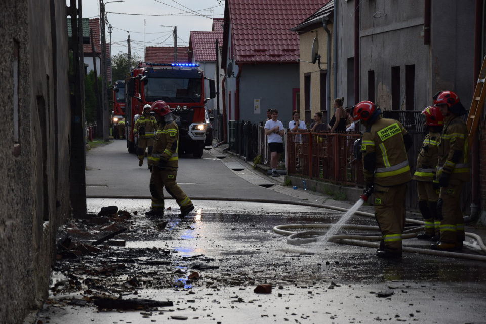 Pożar w Racławicach Śląskich [fot. FB/Piotr Bujak]