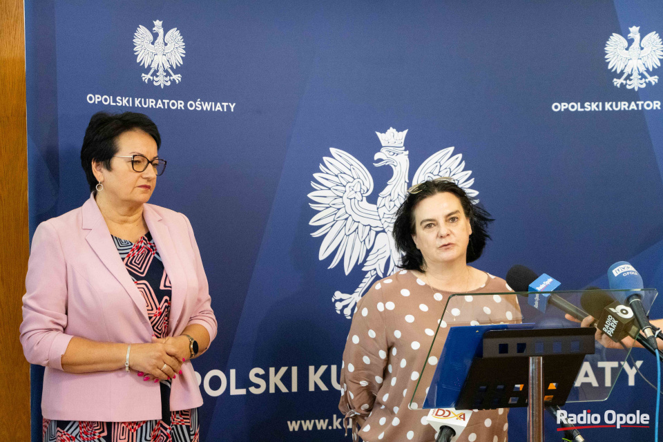 Briefing opolskiej kurator oświaty Joanny Raźniewskiej i opolskiej wojewody Moniki Jurek [fot. Sławomir Mielnik]