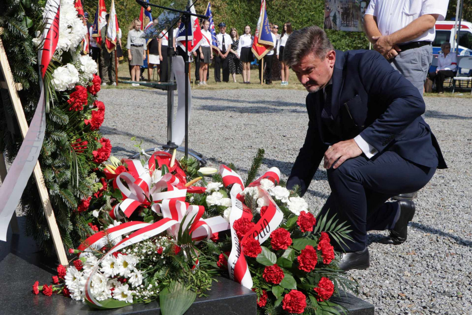 Uroczystości na Polanie Śmierci w Starym Grodkowie fot. Sławomir Mielnik