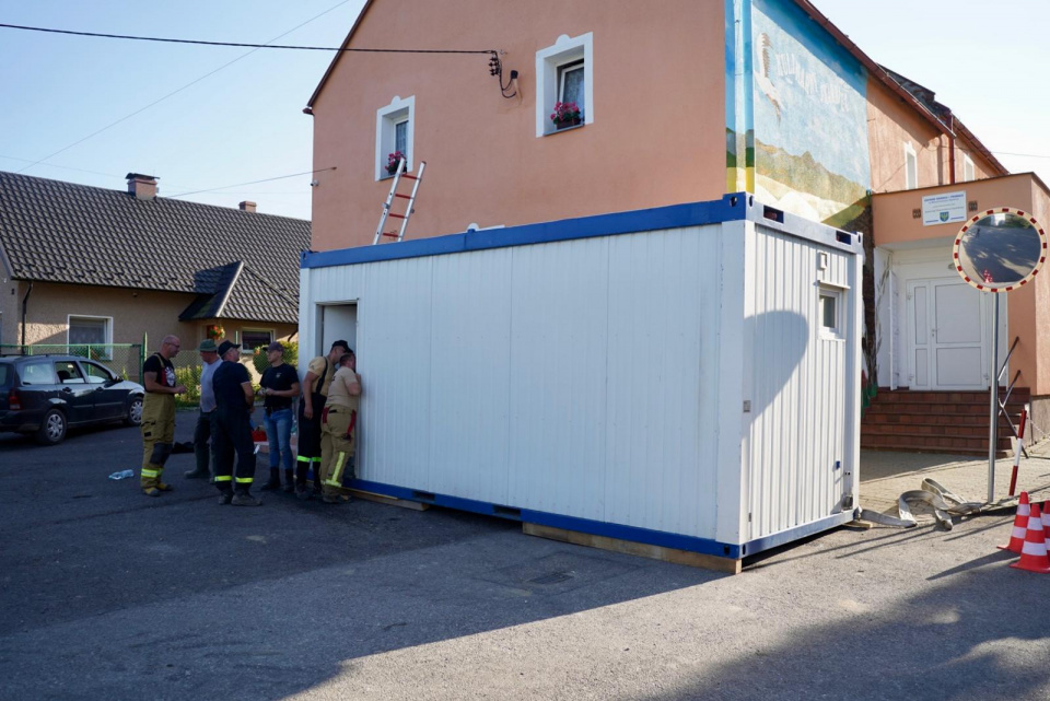 Kontener sanitarny [Fot. Radio Opole]