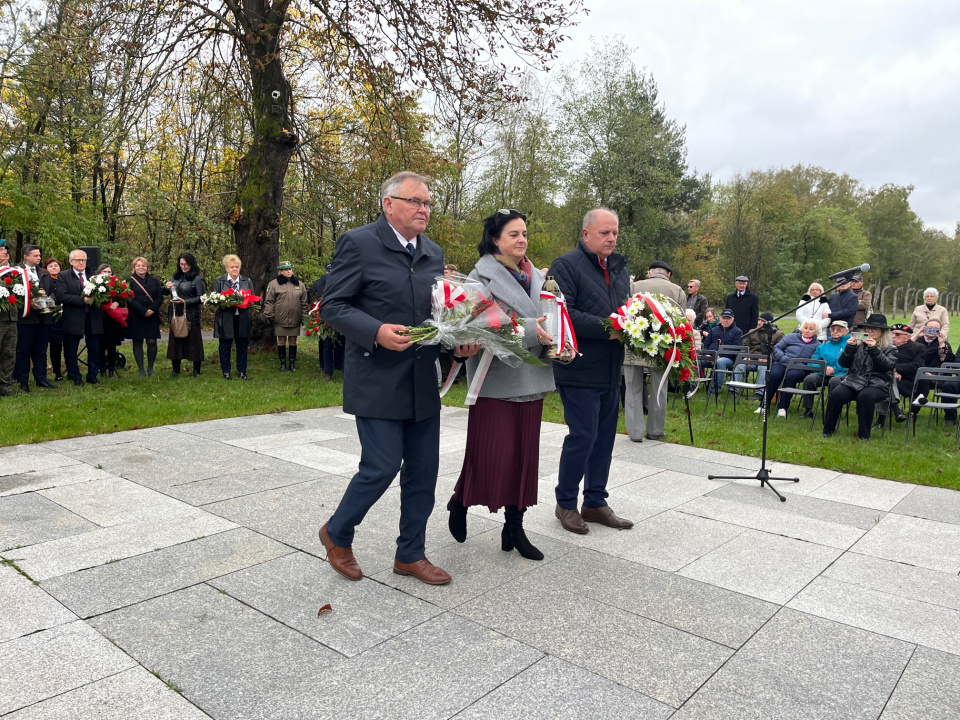 Mija 80 lat od I transportu powstańców warszawskich do Stalagu 344 Lamsdorf [fot. Monika Matuszkiewicz]