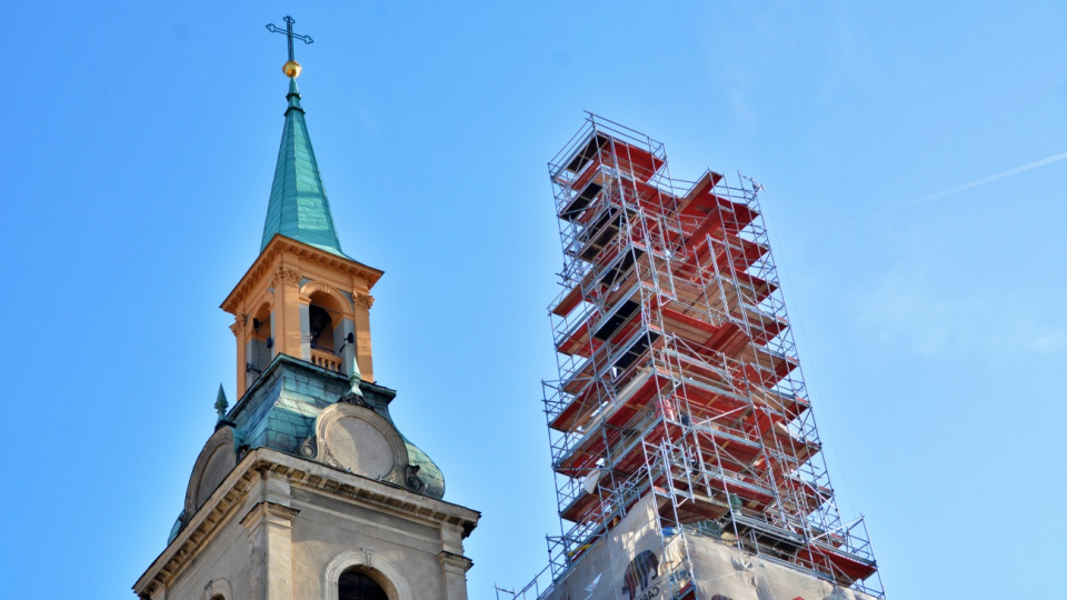 Remont wieży kościoła pw. Podwyższenia Krzyża Św. w Brzegu [fot. Daniel Klimczak]