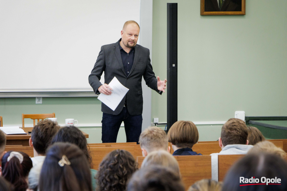 Poseł na Sejm Witold Zembaczyński na spotkaniu ze studentami UO w Collegium Civitas [fot. Sławomir Mielnik]