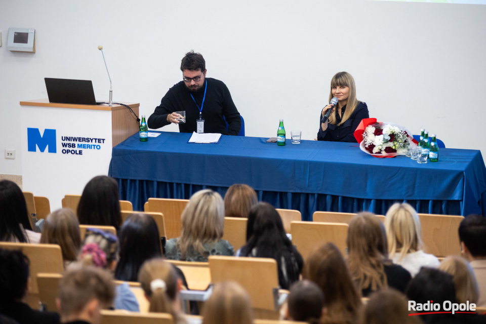 Monika Horna-Cieślak, Rzeczniczka Praw Dziecka na spotkaniu ze studentami [fot. Sławomir Mielnik]