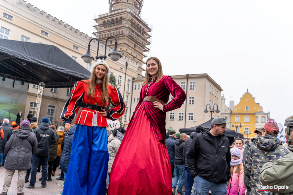 Piknik z okazji Święta Niepodległości na opolskim rynku [fot. Adam Dubiński]