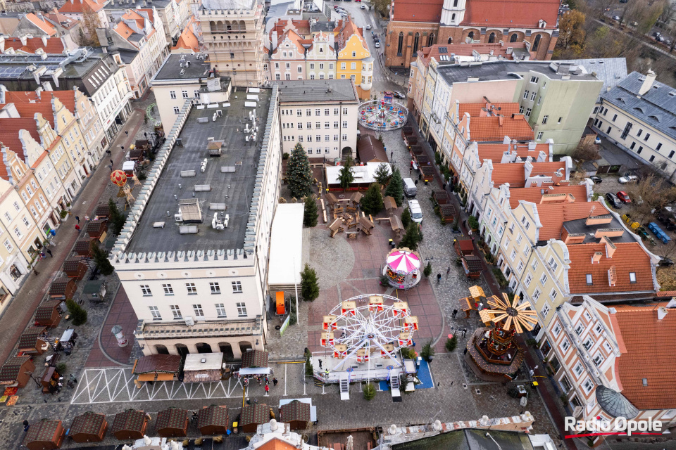 Jarmark Bożonarodzeniowy na opolskim rynku [fot. Sławomir Mielnik]