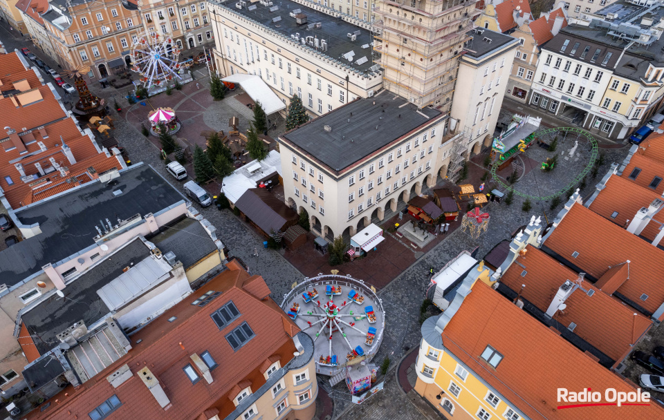 Jarmark Bożonarodzeniowy na opolskim rynku [fot. Sławomir Mielnik]