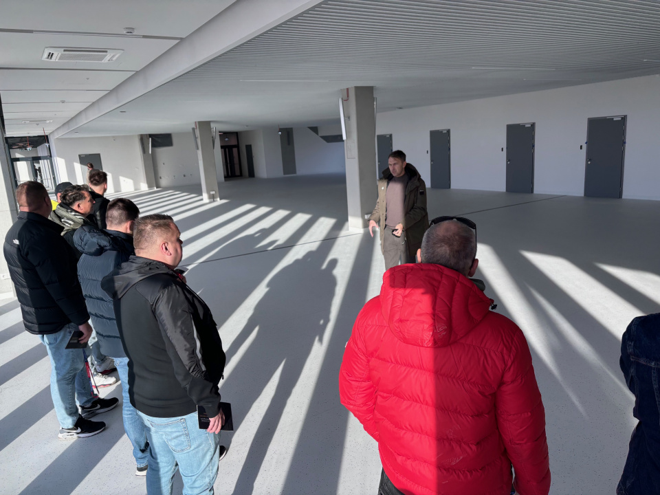 Prezentacja lóż biznesowych na Stadionie Opolskim [fot. Jakub Biel]