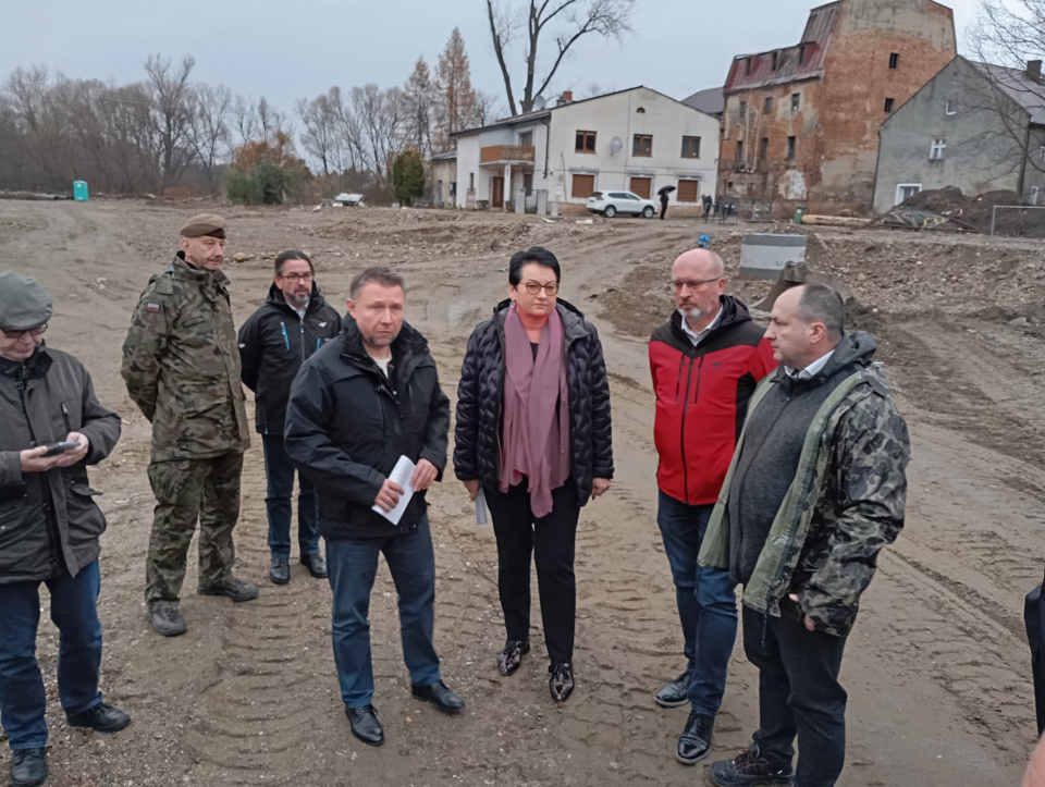 Minister Marcin Kierwiński z wizytą w Głuchołazach (fot. Adam Wołek)