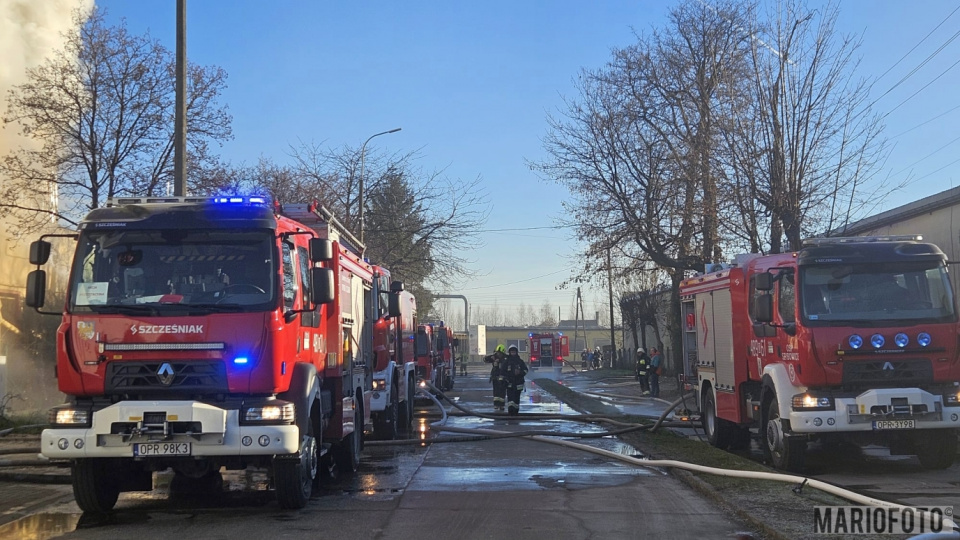 Pożar hali w Prudniku fot. Mario