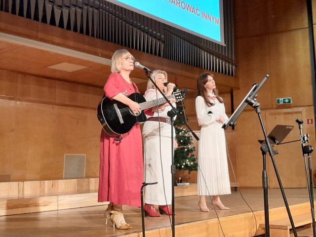 Kolędy i pastorałki w wykonaniu Kresowian. Koncert Polonijny w Opolu