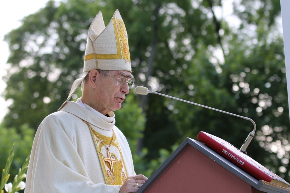 85 urodziny, 60-lecie święceń kapłańskich oraz 40-lecie przyjęcia sakry biskupiej, odpust św. Jacka w Kamieniu Śląskim