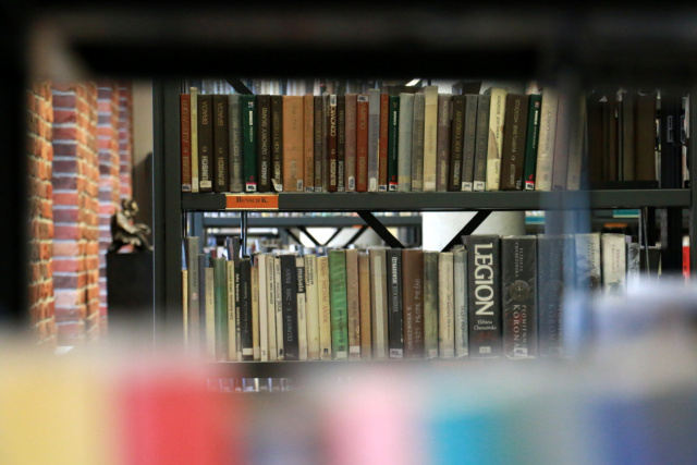 Strzelce Opolskie: około tysiąca nowych książek trafi do powiatowej biblioteki