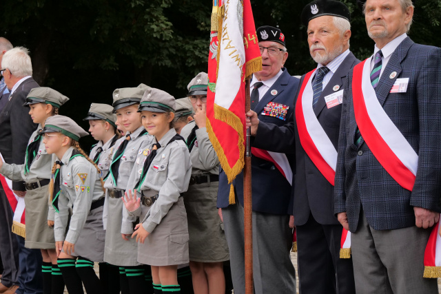 Mieszkańcy regionu oraz harcerze świętowali 100. rocznicę powstania stowarzyszeń i organizacji spod znaku Rodła