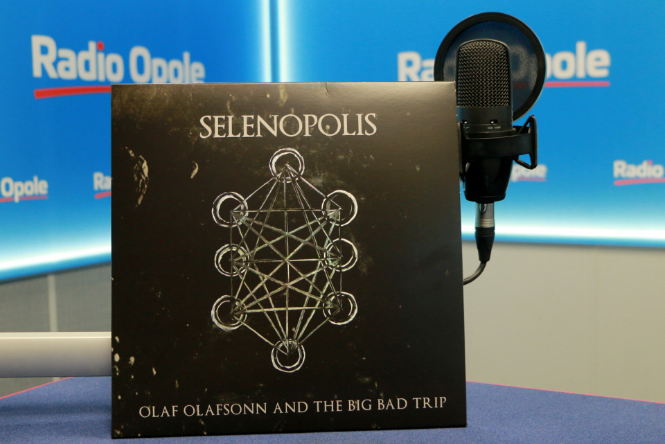 Okładka płyty Olafa Olafsonna and the Big Bad Trip "Selenopolis" [fot. Justyna Krzyżanowska]