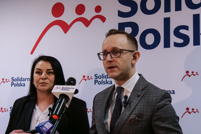 Solidarna Polska przeciwko zakazowi sprzedaży aut z silnikiem spalinowym