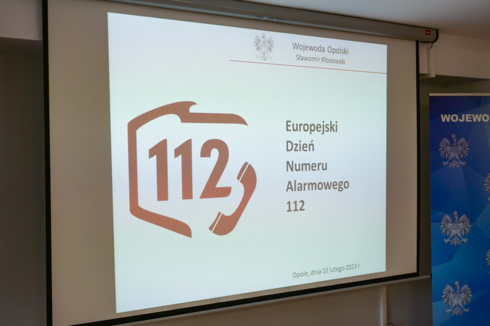 Europejski Dzień Numeru Alarmowego 112 w Centrum Powiadamiania Ratunkowego w Opolu [fot. Adam Dubiński]
