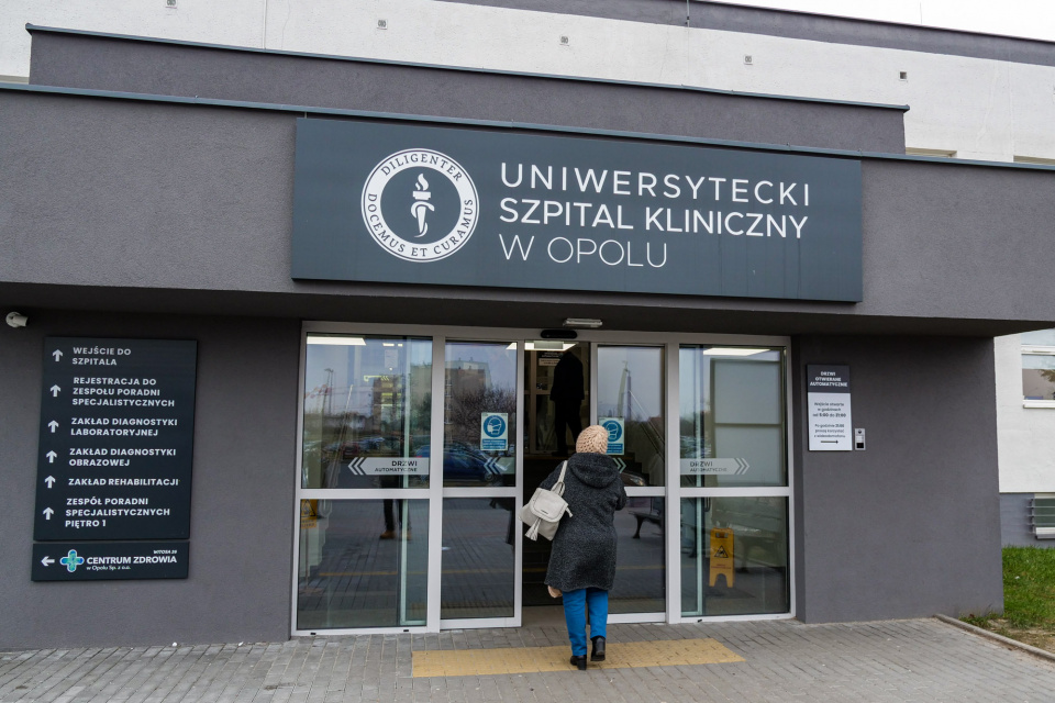 Uniwersytecki Szpital Kliniczny w Opolu [fot. Adam Dubiński]