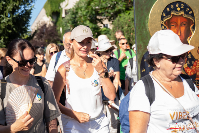 Pielgrzymi z Opola wyruszyli na Jasną Górę