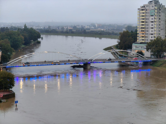 Opole: alarm przeciwpowodziowy, Odra w Groszowicach powyżej 6 metrów [AKTUALIZACJA]