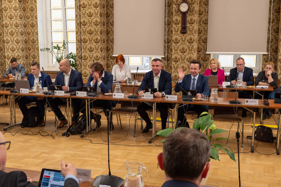 Przedostatnia sesja Rady Miasta Opola [fot. Jarosław Madzia]