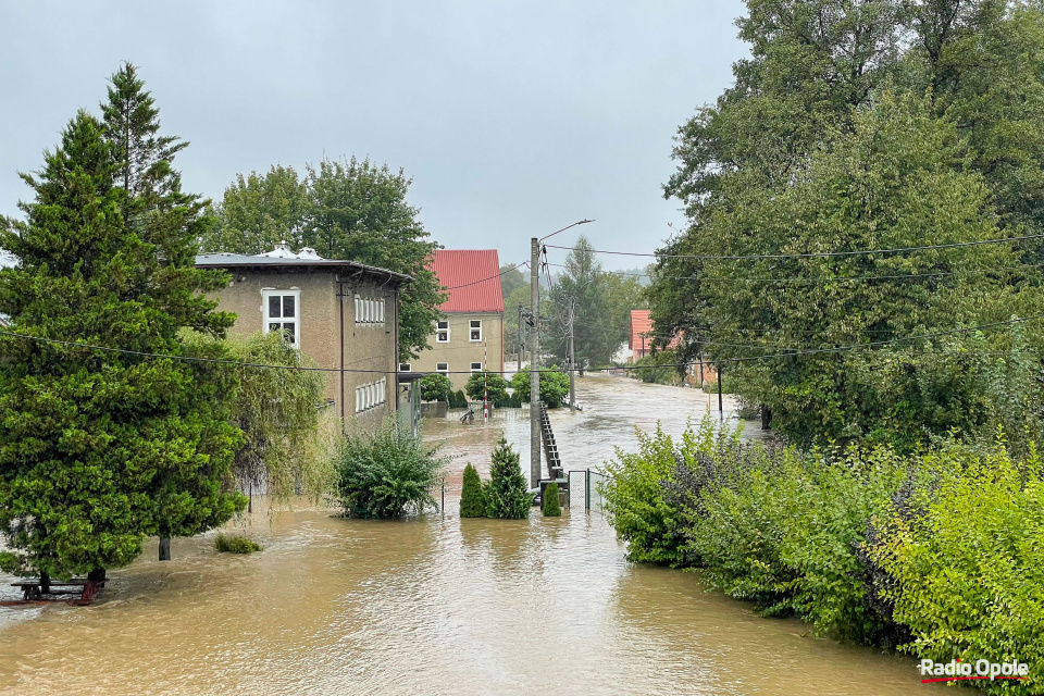 Zalana szkoła w Nowym Świętowie (zdjęcie zrobione 15.09.2024) [fot. Adam Dubiński]