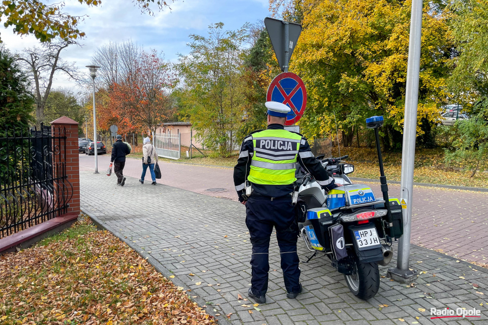 Cmentarz przy ul. Mieczysława I w Nysie [fot. Adam Dubiński]