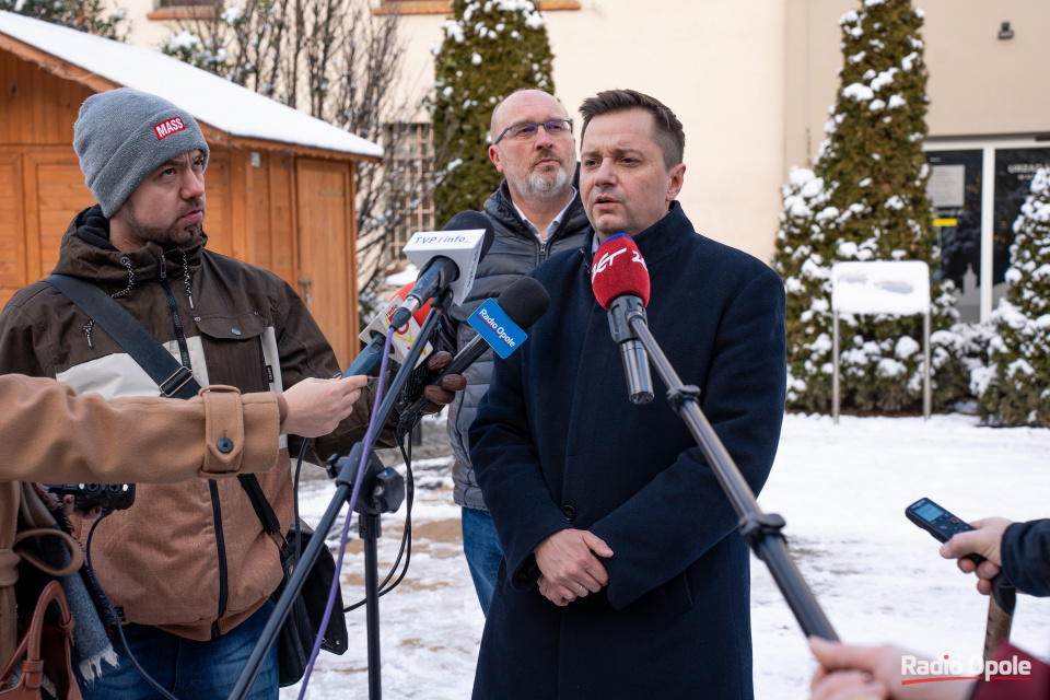 Konferencja burmistrza Głuchołaz i przedstawicieli Wód Polskich ws. ochrony przeciwpowodziowej w regionie Głuchołaz i pogranicza [fot. Adam Dubiński]