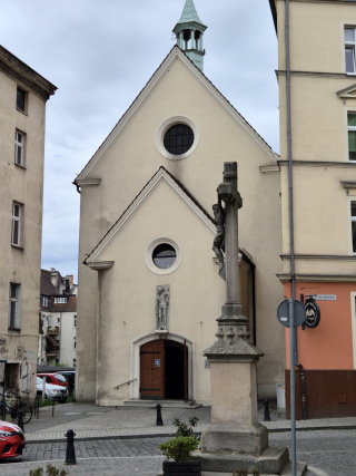 Barokowy kościół pod wezwaniem św. Sebastiana w Opolu, wpisany do rejestru zabytków Województwa Opolskiego [fot. Barbara Tyslik]