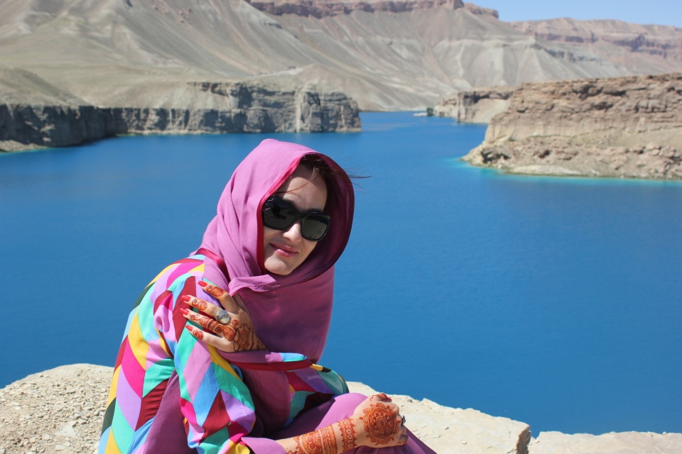 Renata Matusiak w Pakistanie, nad jeziorem Band-e-Amir [fot. archiwum R. Matusiak]