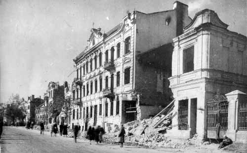 Wilno, ul. Kolejowa - 1944 [Jan Bułhak - Nieznane Geležinkelio street in Vilnius, domena publiczna]