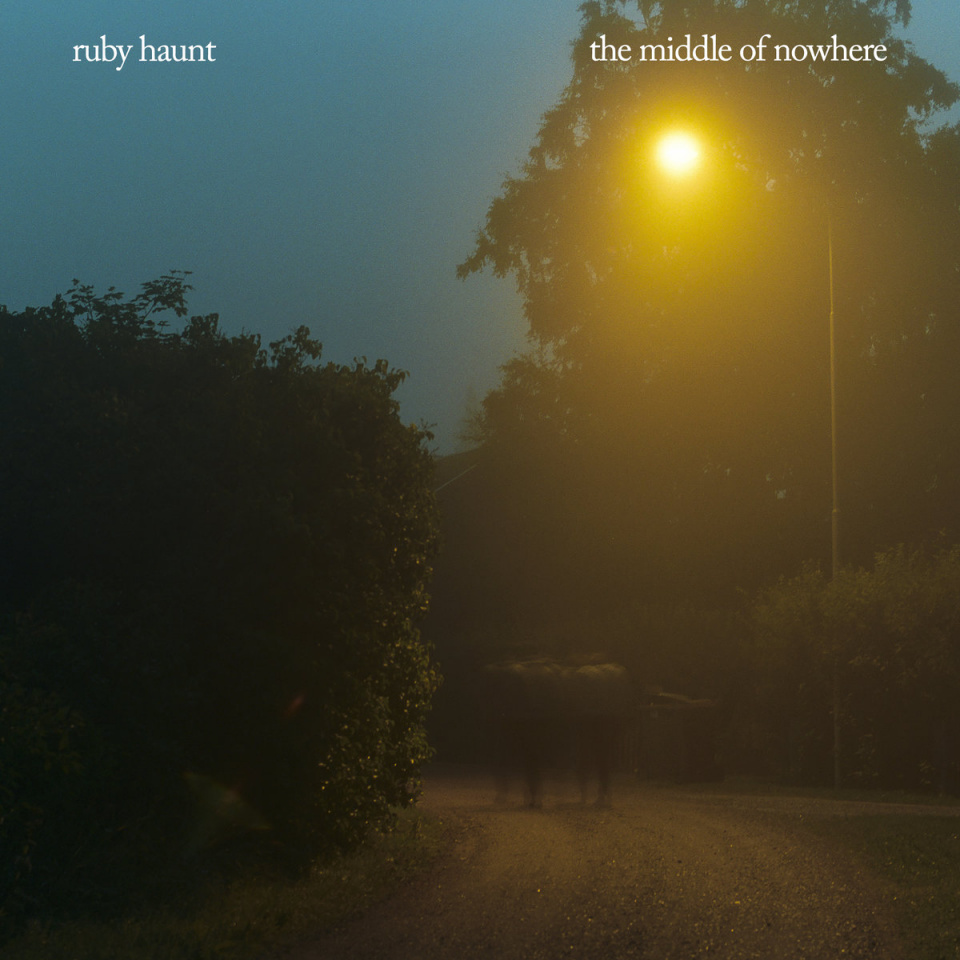 Ruby Haunt - The Middle Of Nowhere