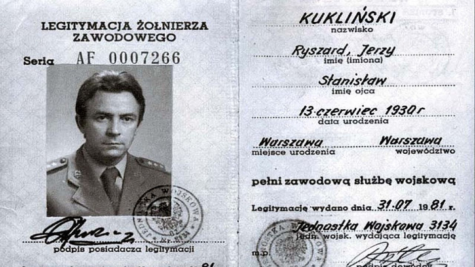 Książeczka wojskowa Ryszarda Kuklińskiego (fot. materiały prasowe)