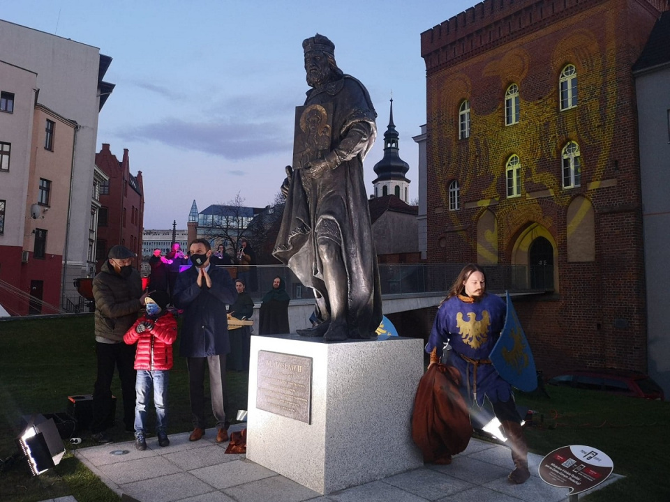 Uroczyste odsłonięcie pomnika Władysława II Opolskiego w Opolu [fot. Katarzyna Doros]