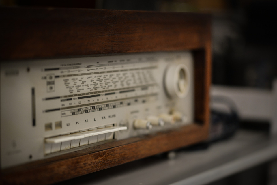 Radio retro [www.pixabay.com]