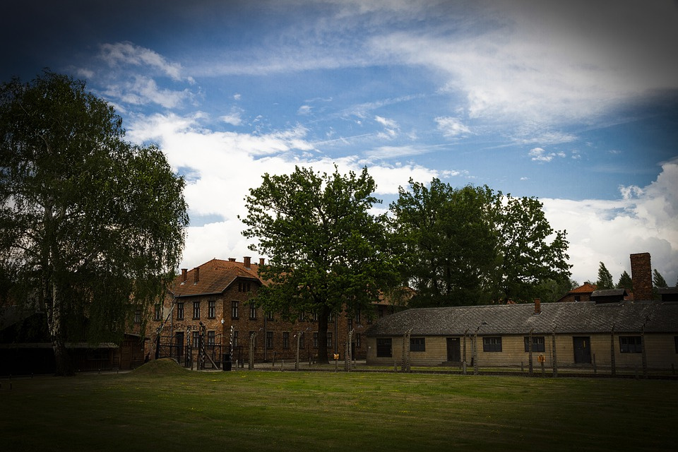 Muzeum Auschwitz Birkenau [www.pixabay.com]