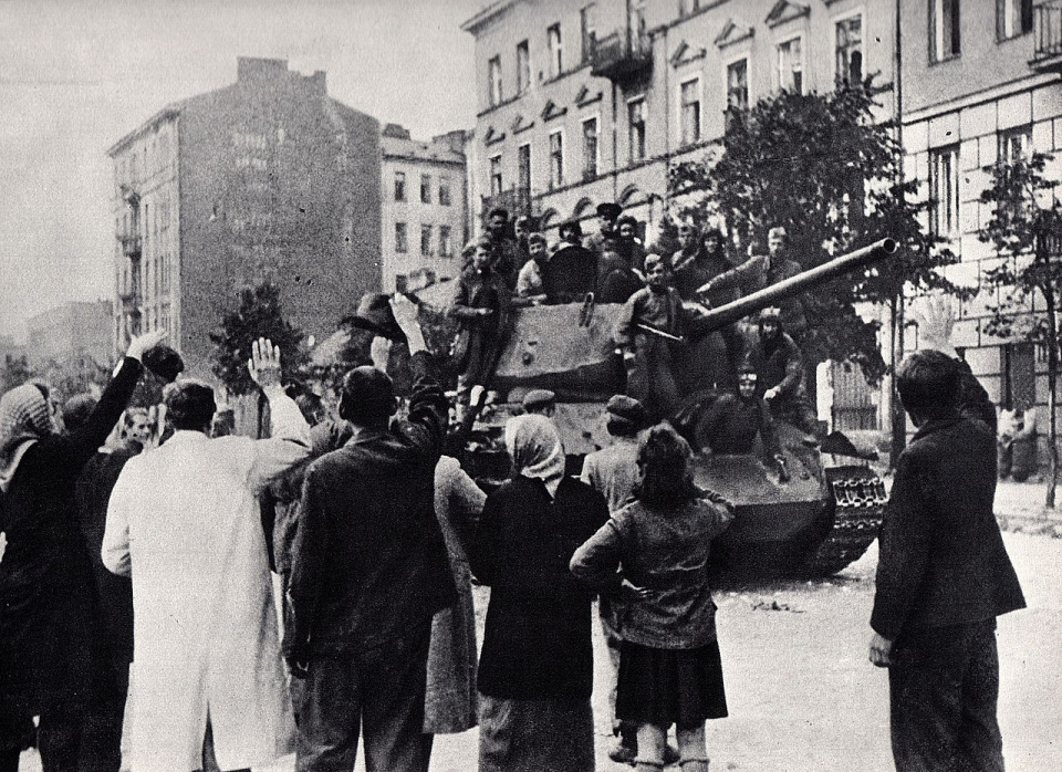 Wyzwolenie warszawskiej Pragi przez wojska polskie i radzieckie we wrześniu 1944 [fot. domena publiczna]