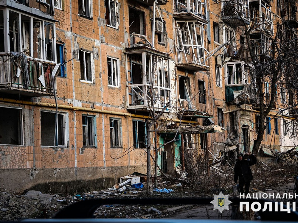 У місті Вугледарі Донецької області досі мешкає 111 людей (фото з сайту Національної поліції у Донецькій області)