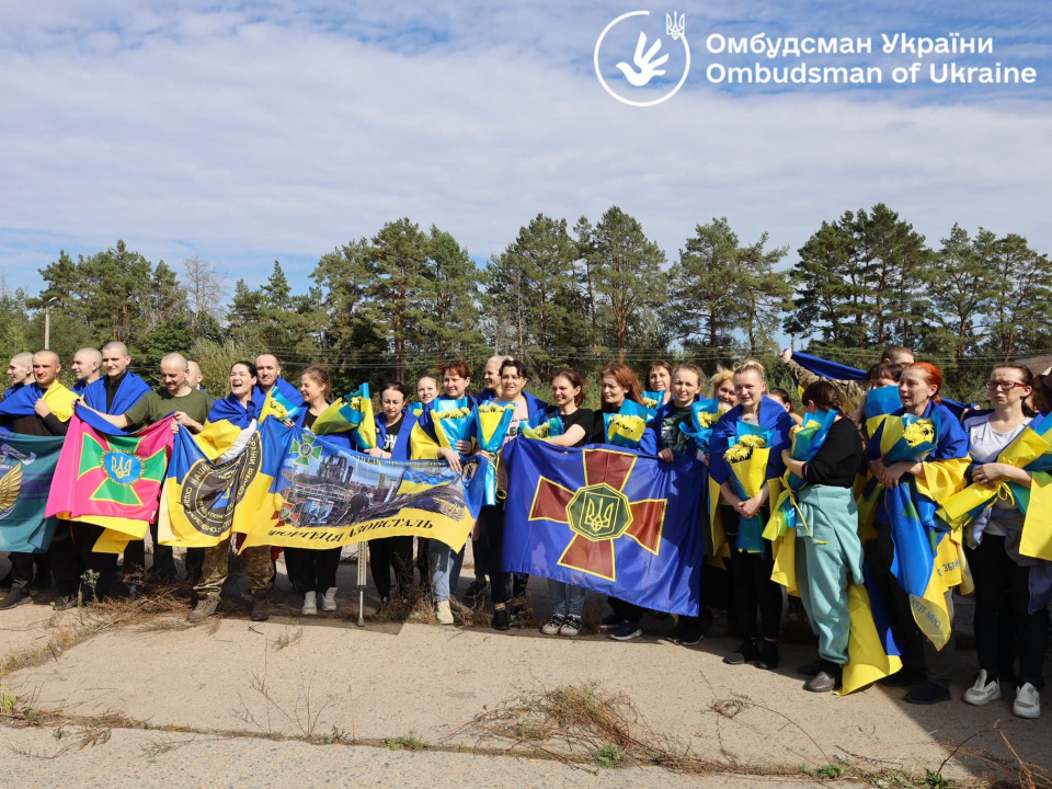 З російського полону звільнили 49 українців, серед них військові та цивільні (фото з фейсбуку Д.Лубінця)