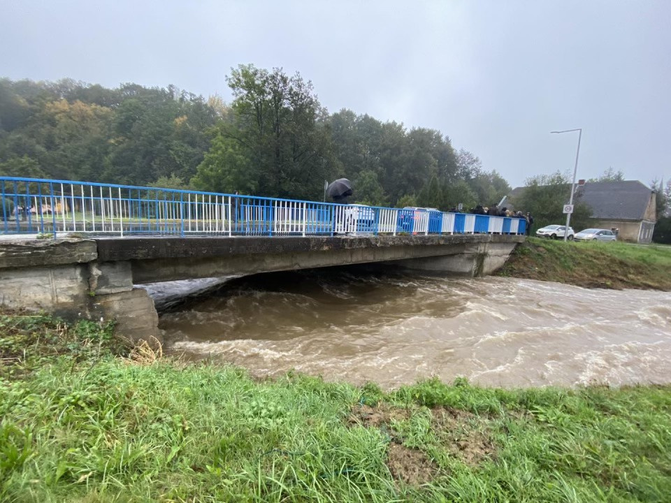 Дамба на річці Злотий Поток (Фото Ниське староство)