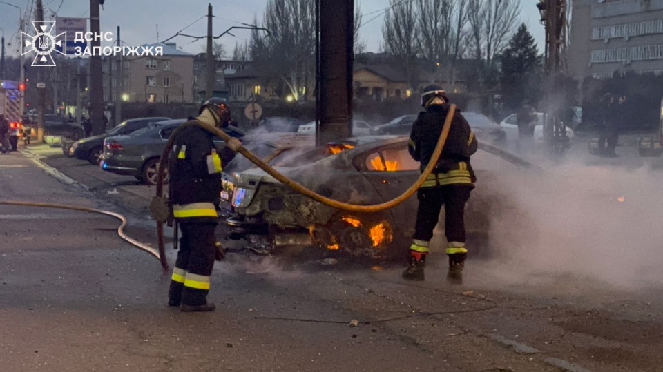 13 загиблих, 113 поранених: Запоріжжі на місці російського удару завершено аварійно-рятувальну операцію (фото ДСНС України)