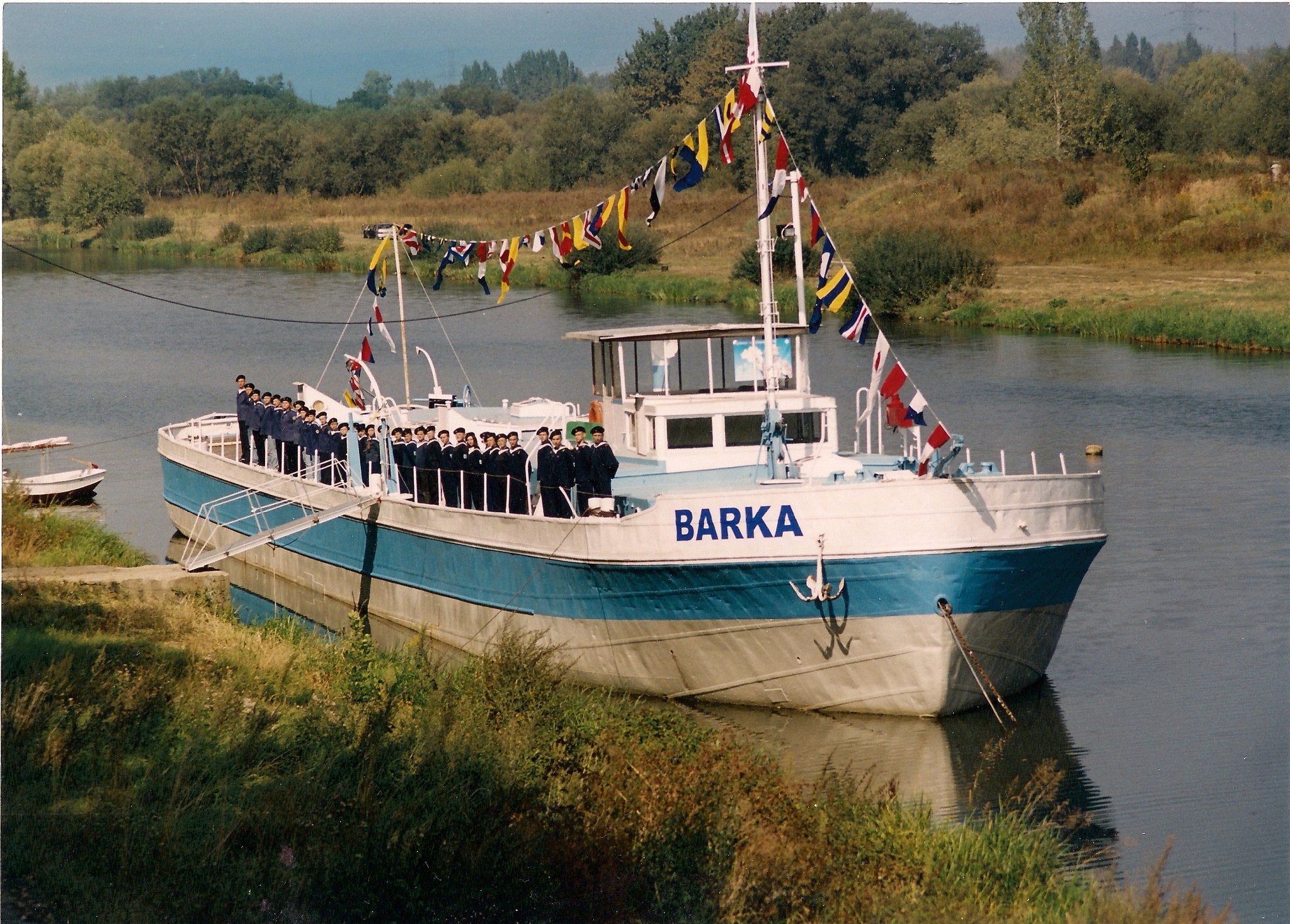 'Barka' [źródło zdjęcia: https://www.41hdz.opole.pl/druzyna/historia/historia-barki.html]