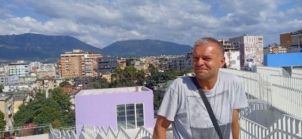 Adrian Gleń podczas pobytu w Albanii w 2023 roku [fot. archiwum prywatne]