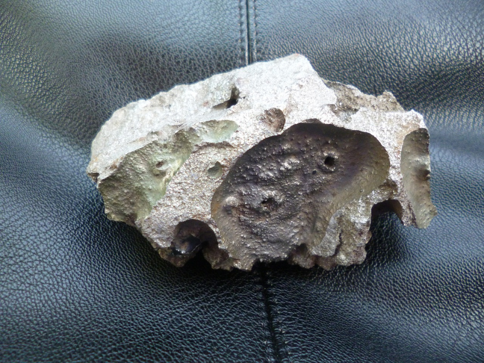 Meteoryt to nie jest "zwykły" kamień [https://pixabay.com/pl]
