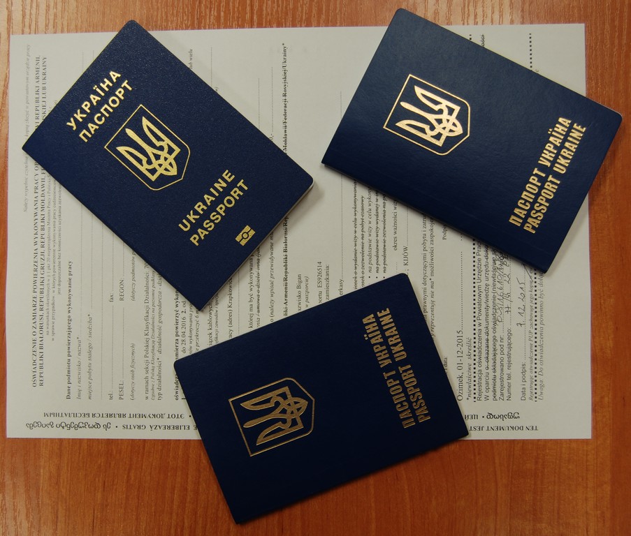Paszporty obywateli Ukrainy [fot. Straż Graniczna]