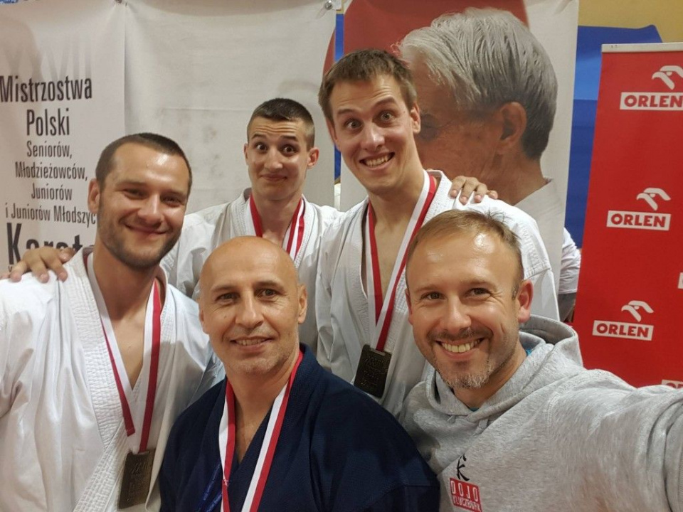 Medaliści Kluczborskiego Klubu Karate [fot. archiwum KKKT]