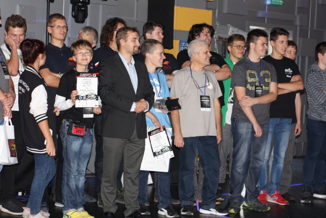 Prawie 150 zawodników wzięło udział w zawodach robotów mobilnych JURABOT w Krasiejowie [ZDJĘCIA]